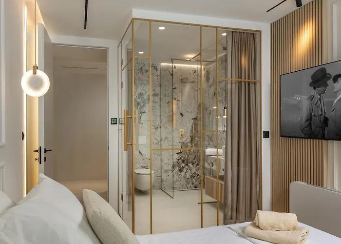 Vista Magica With Swimming Pool Опатія